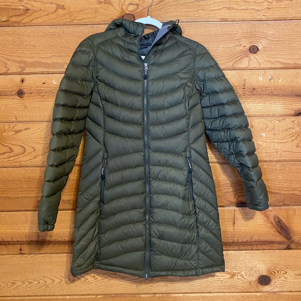 LL bean long light puffy